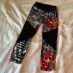 5/$25 city streets Capri leggings size xs